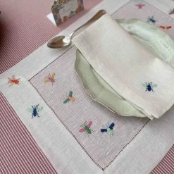 Malaika Linens BEES PLACEMAT