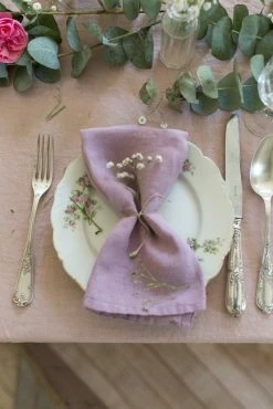 Madame De La Maison Linen Napkins (Set Of 4), Lavande