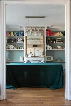 Madame De La Maison Live Foret Linen Tablecloth 260 X 350