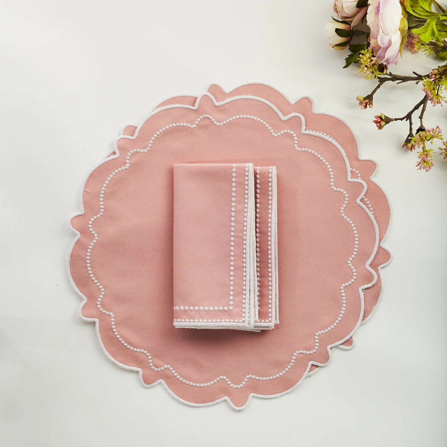 Maison Margaux The Abigail Pink Placemat & Napkin - Set Of 2 2 Maison Margaux The Abigail Pink Placemat & Napkin - Set Of 2