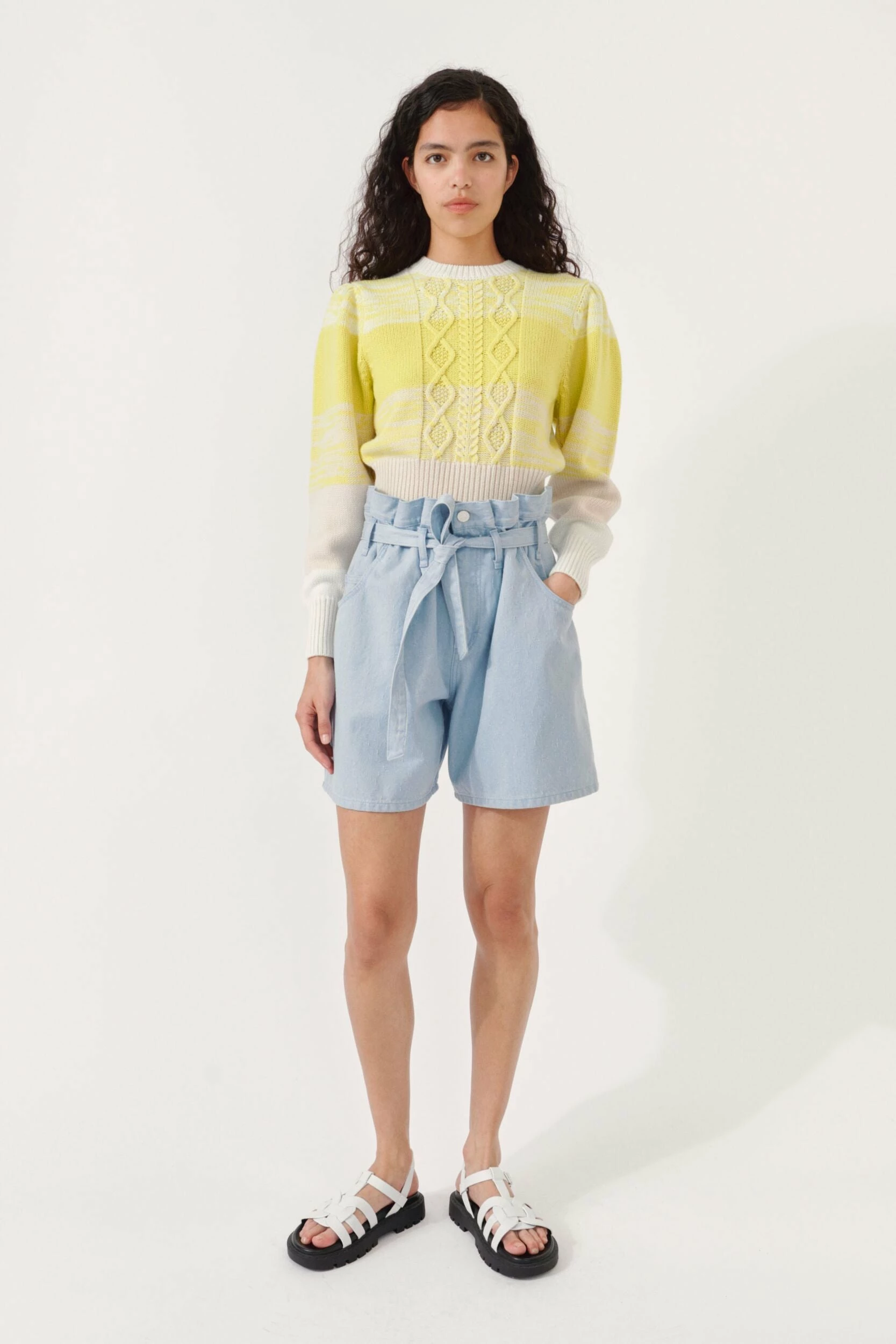 Baum Und Pferdgarten Wear Nina Shorts, Bleach Blue 2 Baum Und Pferdgarten Wear Nina Shorts, Bleach Blue