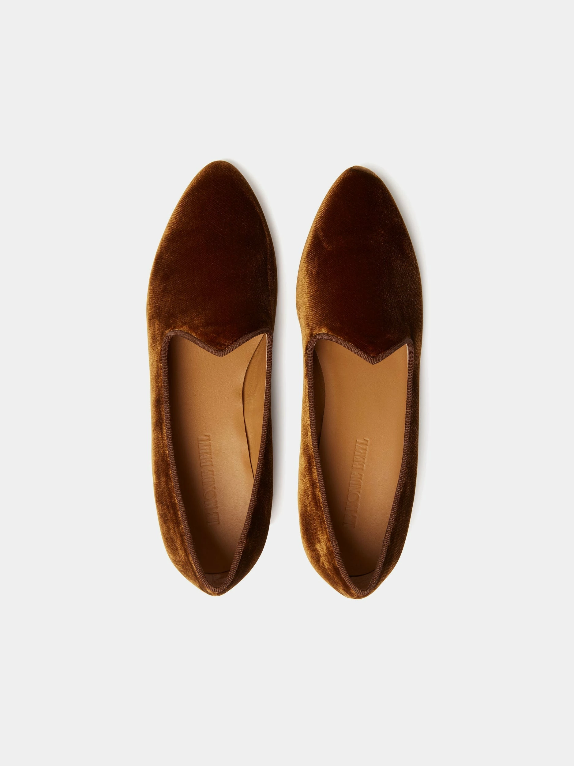 Le Monde Béryl Venetian Slipper In Amber Velvet Wear 2 Le Monde Béryl Venetian Slipper In Amber Velvet Wear