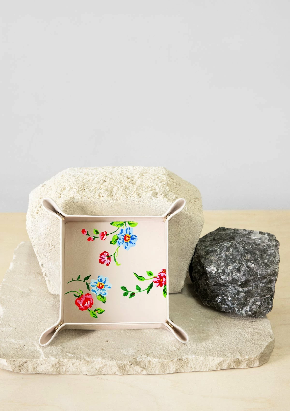 ALEPEL Vintage Linen Beige Tray 2 ALEPEL Vintage Linen Beige Tray