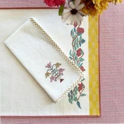 Malaika Linens BLOSSOM PLACEMAT Live
