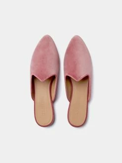 Le Monde Béryl Venetian Mule In Pink Velvet Wear