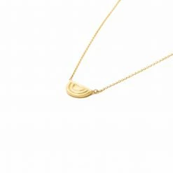 Campbell + Charlotte Wear The Edge Ferris Wheel Charm Necklace - Gold