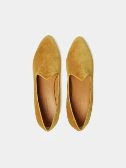 Le Monde Béryl Venetian Slipper In Gold Velvet Wear