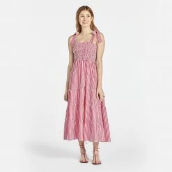 Maxwell & Geraldine Wear The Brooke