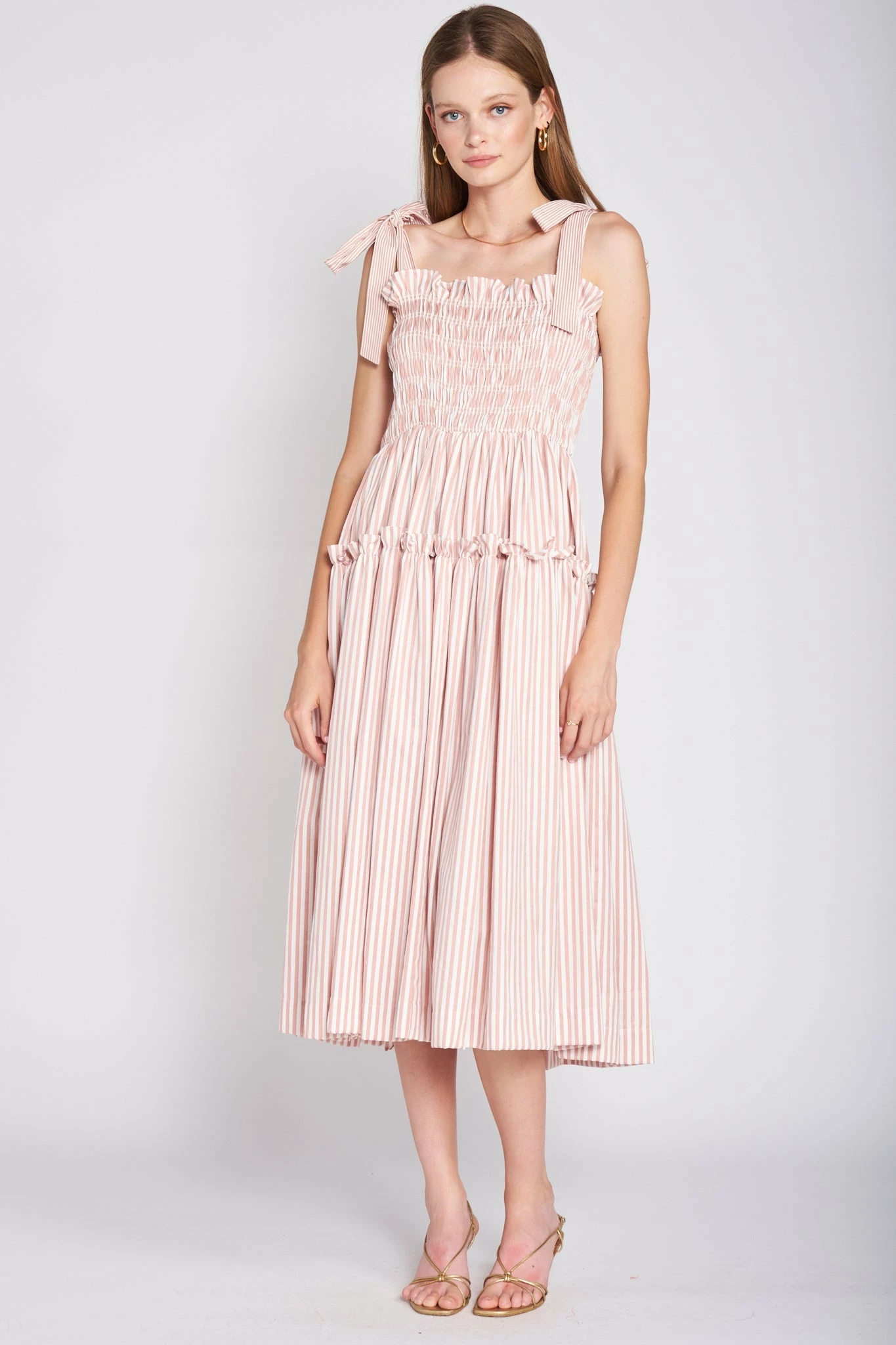 En Saison Wear Ida Smocked Midi Dress, Pink 2 En Saison Wear Ida Smocked Midi Dress, Pink