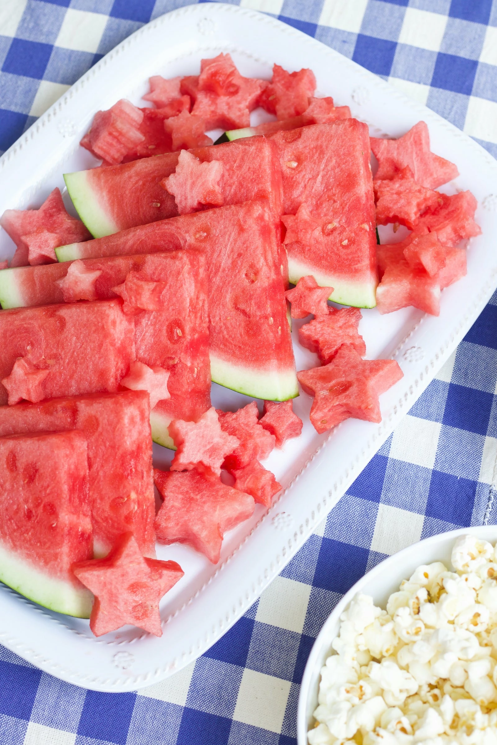 Juliska Live Berry & Thread Whitewash Melamine 16" Serving Tray/Platter 2 Juliska Live Berry & Thread Whitewash Melamine 16" Serving Tray/Platter