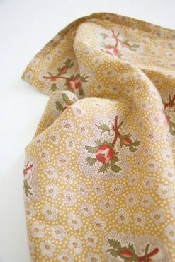 Only On The Avenue Vintage Floral Napkin Set Live