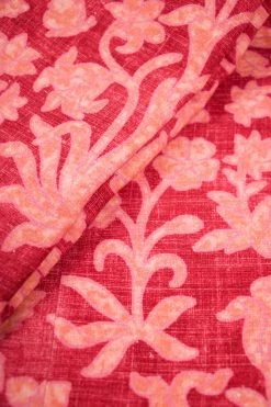 D'Ascoli Haveli Tablecloth, Red Live 7 D'Ascoli Haveli Tablecloth, Red Live