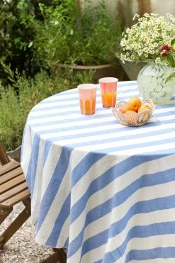 Heather Taylor Home Milos Tablecloth, Blue X White Live