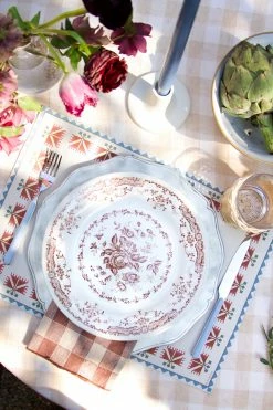 Malaika Linens Live CARNATION PLACEMAT