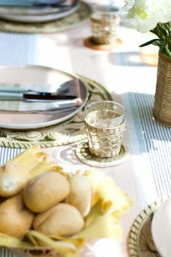 Only On The Avenue Live Seagrass Tumbler, Small