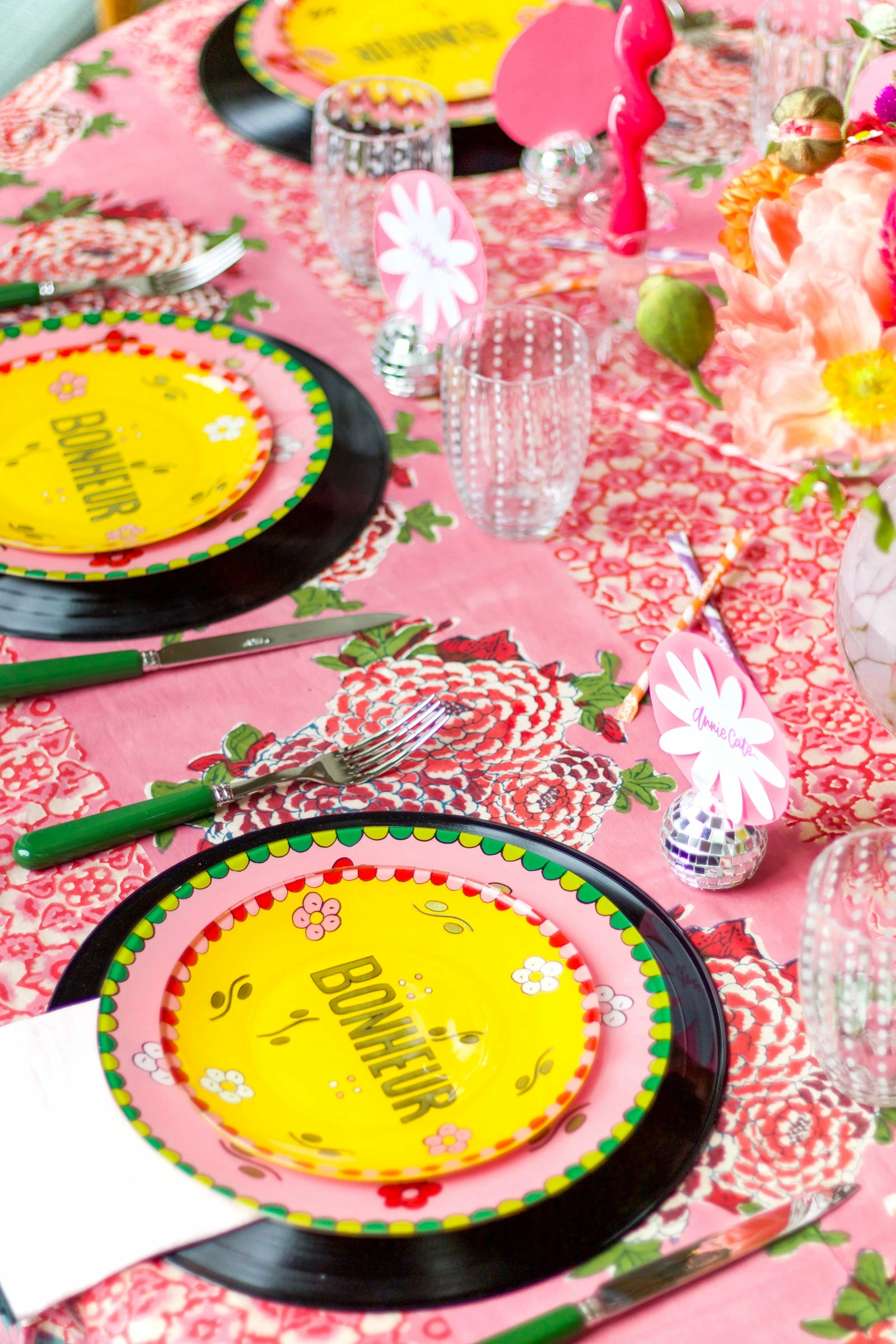 Only On The Avenue Live Bonheur Painted Dinner Plate, Pink 2 Only On The Avenue Live Bonheur Painted Dinner Plate, Pink