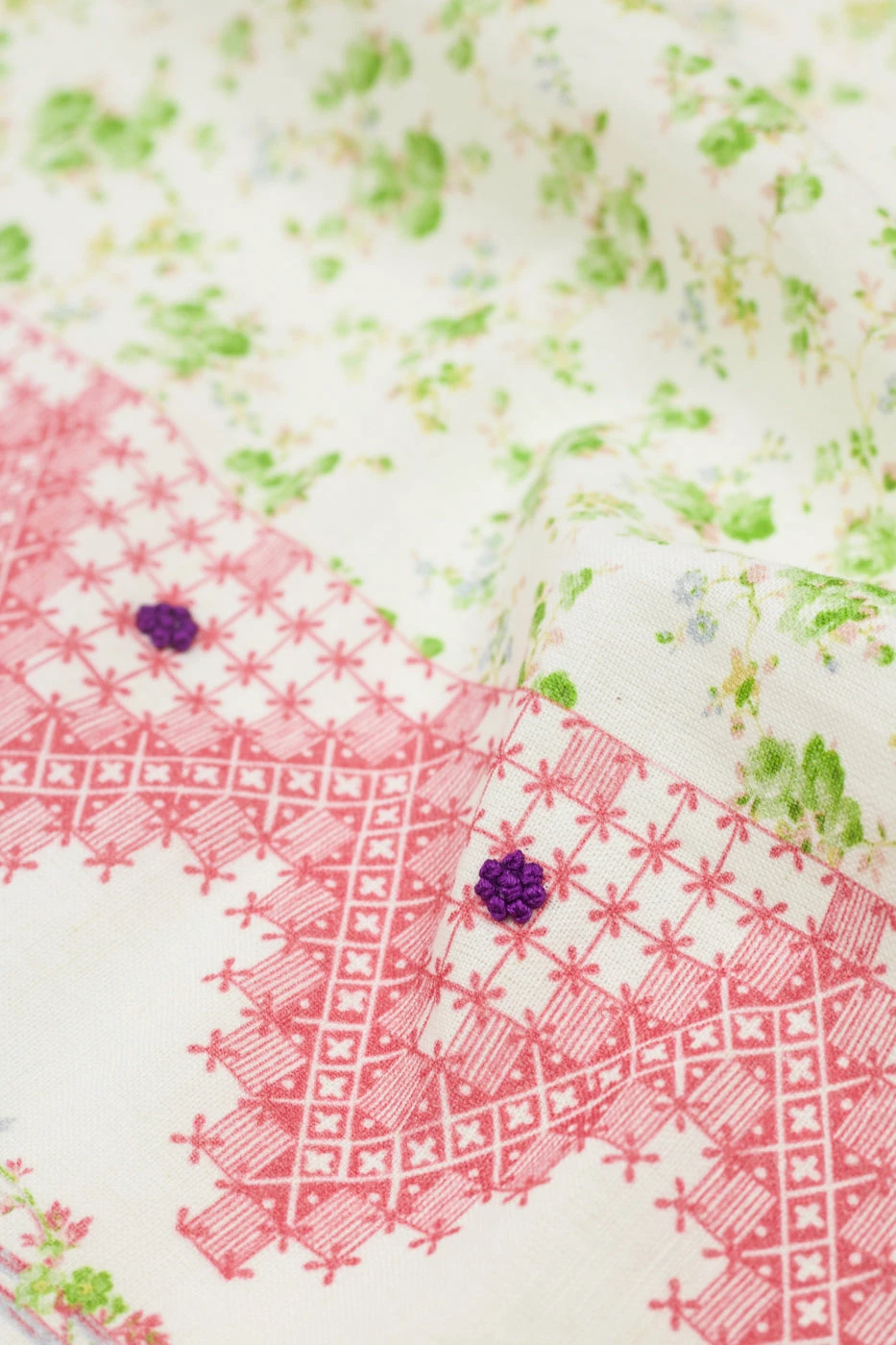 D'Ascoli Tidewater Placemat, Pink X Green Live 3 D'Ascoli Tidewater Placemat, Pink X Green Live