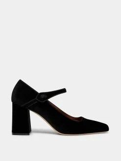 Le Monde Béryl Wear Mary Jane Pumps In Black Velvet