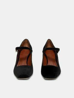 Le Monde Béryl Wear Mary Jane Pumps In Black Velvet 6 Le Monde Béryl Wear Mary Jane Pumps In Black Velvet