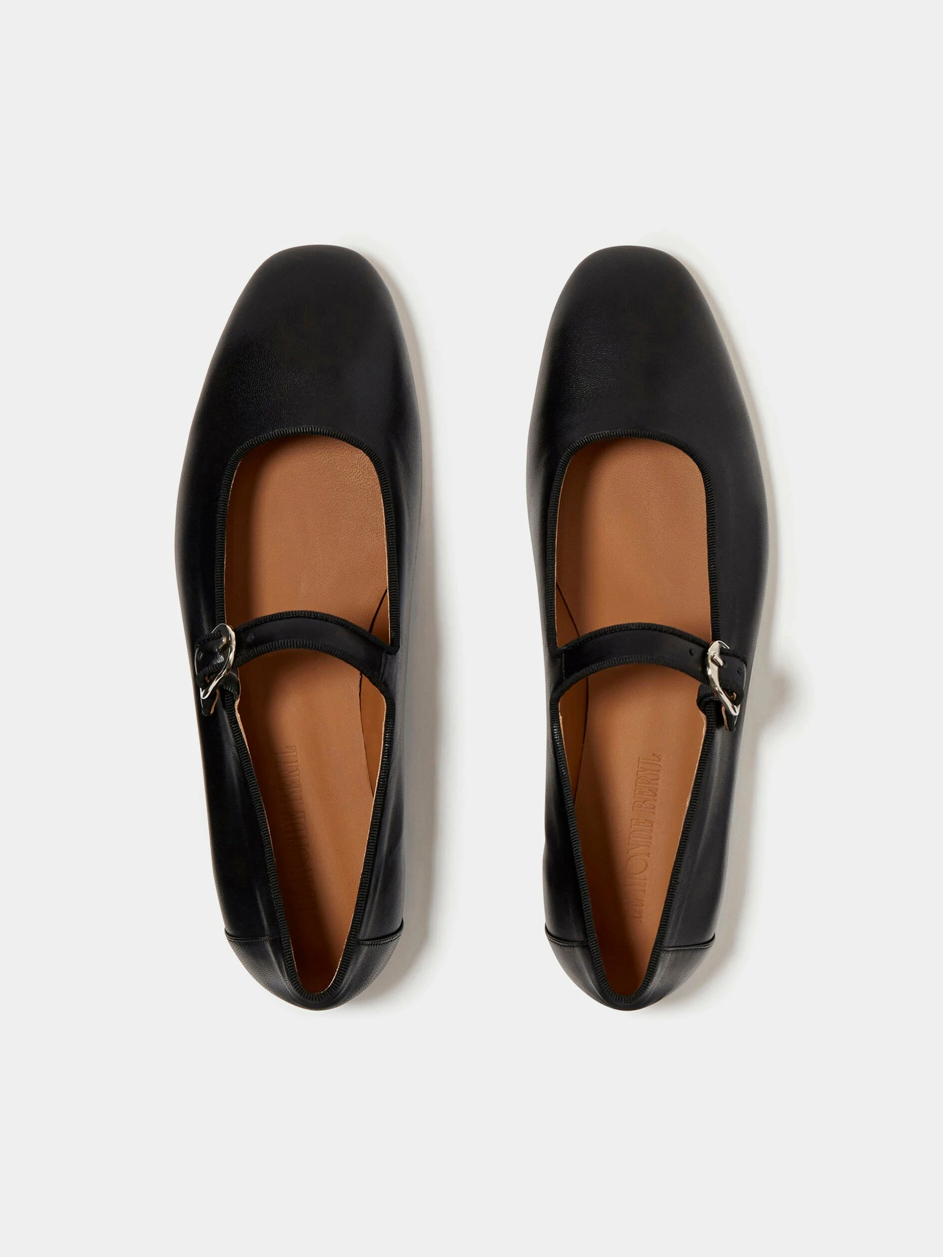 Le Monde Béryl Mary Jane In Black Leather Wear 2 Le Monde Béryl Mary Jane In Black Leather Wear