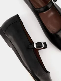 Le Monde Béryl Mary Jane In Black Leather Wear 5 Le Monde Béryl Mary Jane In Black Leather Wear