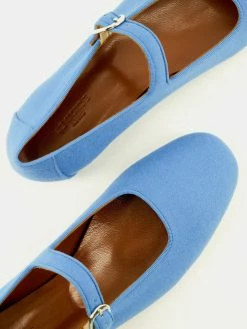 Le Monde Béryl Mary Jane In Sky Blue Wool