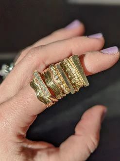 Campbell + Charlotte The Edge Tapered Stacking Ring - Pink Sapphire