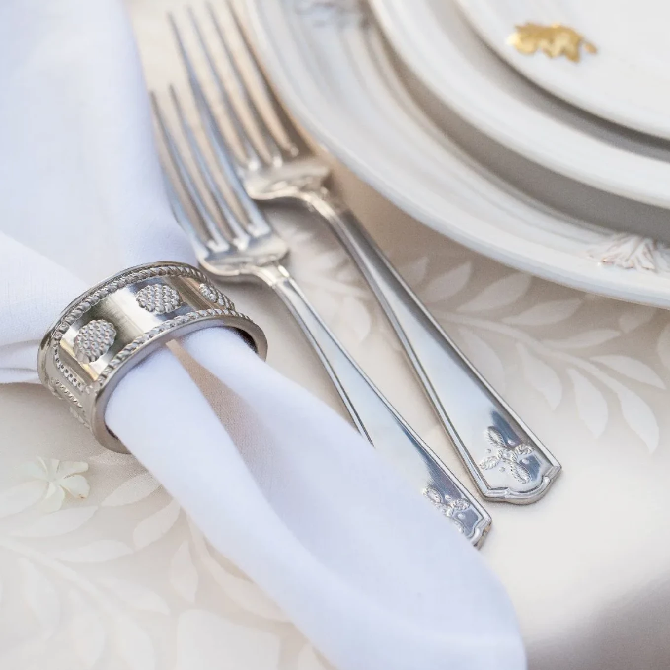 Juliska Berry & Thread Metal Napkin Ring 3 Juliska Berry & Thread Metal Napkin Ring