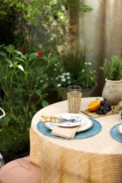 Heather Taylor Home Soho Woven Tablecloth, Goldenrod Live