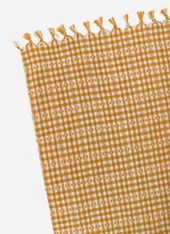 Heather Taylor Home Soho Woven Tablecloth, Goldenrod Live
