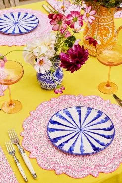 Pomelo Casa Casa Azul Dinner Plate With Candy Cane Stripes 14 Pomelo Casa Casa Azul Dinner Plate With Candy Cane Stripes