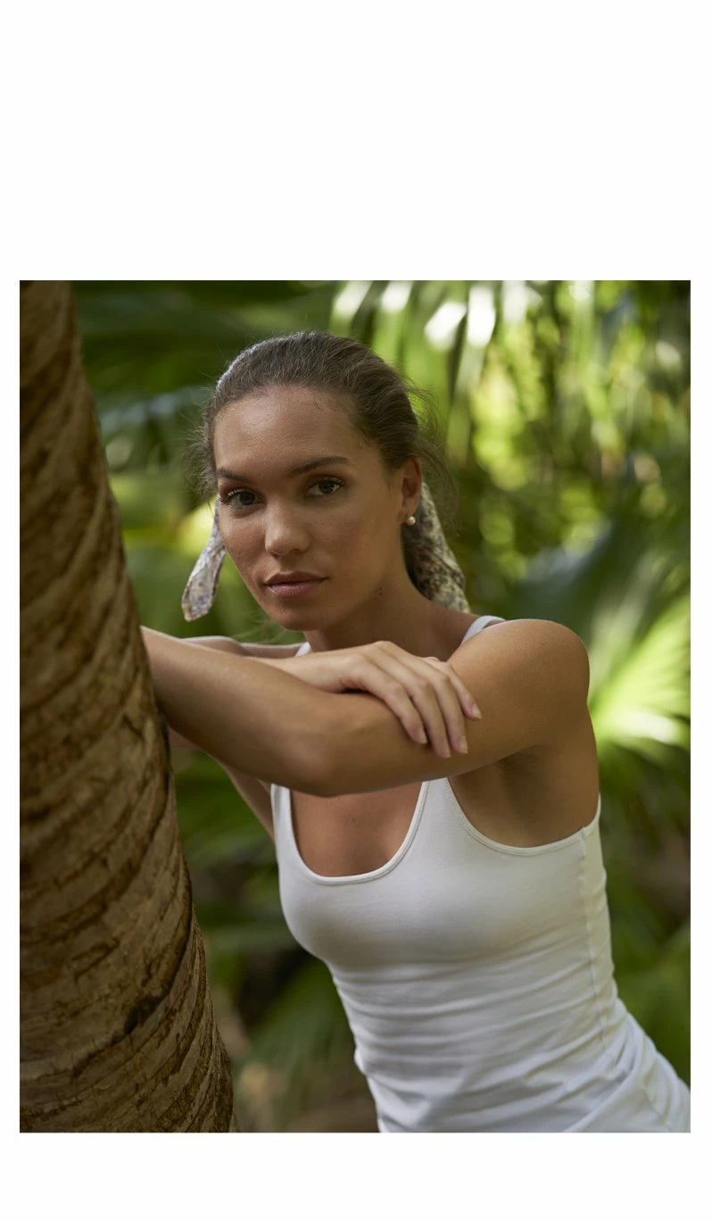 Hedge Tucker Tank 5 Hedge Tucker Tank