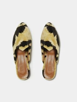 Le Monde Béryl Venetian Mule In Tiger Print Velvet Wear