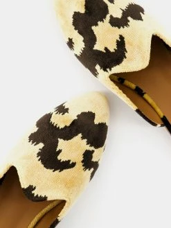 Le Monde Béryl Venetian Mule In Tiger Print Velvet Wear