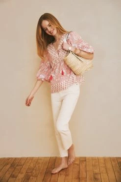 OPHELIA & INDIGO Iris Top Light Pink Mixed Floral Block Print Wear