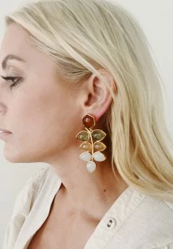 Hunter Blake Designs Wear THE GEM LEAF