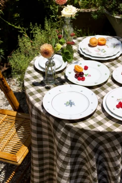 Maison De Vacances Laurier Gingham Tablecloth, Olive Green