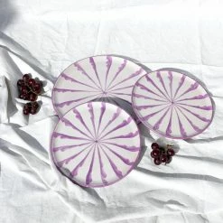 Pomelo Casa Casa Lila Salad Plate With Candy Cane Stripes Live 10 Pomelo Casa Casa Lila Salad Plate With Candy Cane Stripes Live