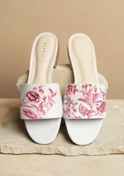 ALEPEL Eden Garden White Slide Wear